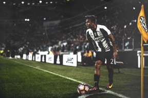 AIYOUXI.COM-埃弗顿主场击败狼队，成功卫冕领先地位，埃弗顿对狼队预测